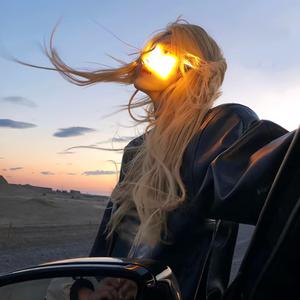 双乳被十几个男人吃奶的更新时间
